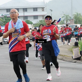 Runner Photo 6020303