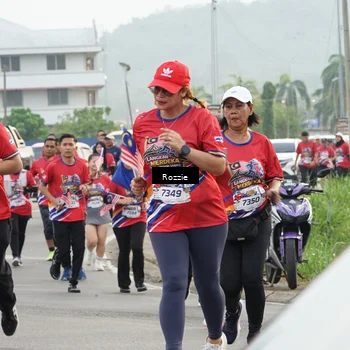 Runner Photo 6020309