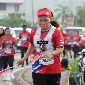 Runner Photo 6020317