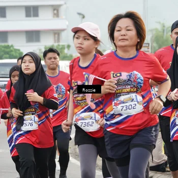 Runner Photo 6020325