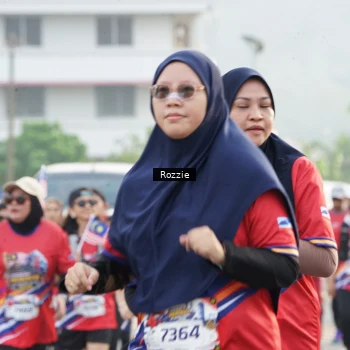Runner Photo 6020343