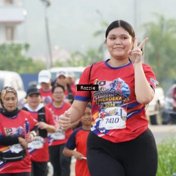 Runner Photo 6020348