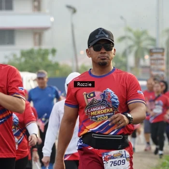 Runner Photo 6020356
