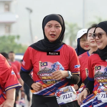 Runner Photo 6020365