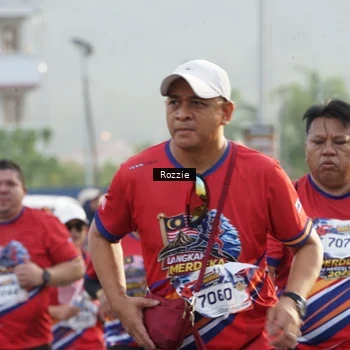 Runner Photo 6020368