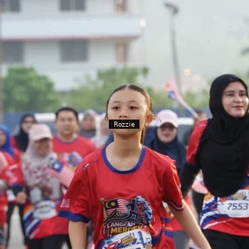 Runner Photo 6020371