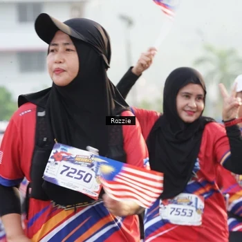 Runner Photo 6020374