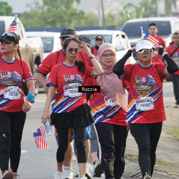 Runner Photo 6020386