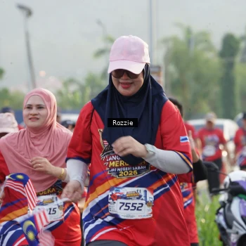 Runner Photo 6020387