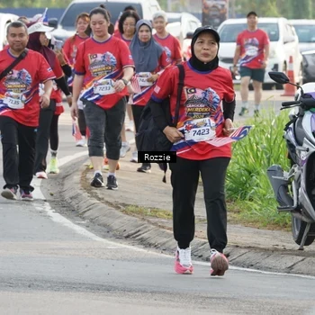 Runner Photo 6020392