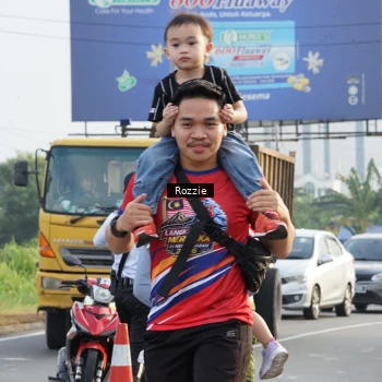 Runner Photo 6020407