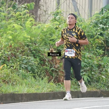 Runner Photo 6020436