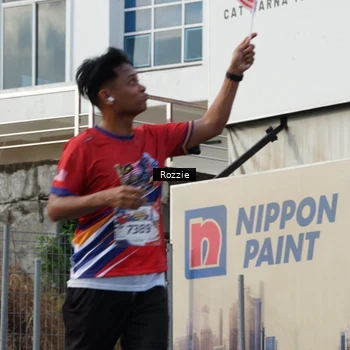 Runner Photo 6020441