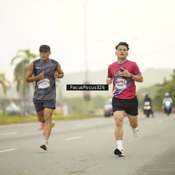 Runner Photo 6020474