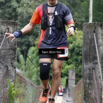 Runner Photo 60205
