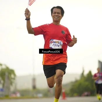 Runner Photo 6020502