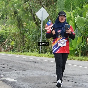 Runner Photo 6020580