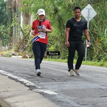 Runner Photo 6020584