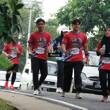 Runner Photo 6020590