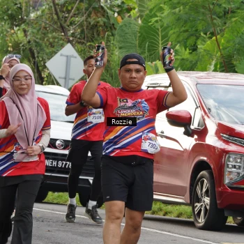 Runner Photo 6020599