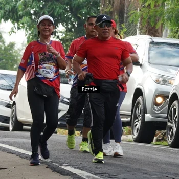 Runner Photo 6020600