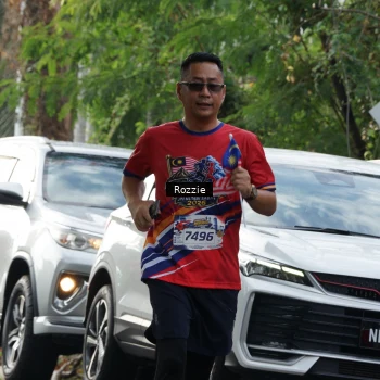 Runner Photo 6020601