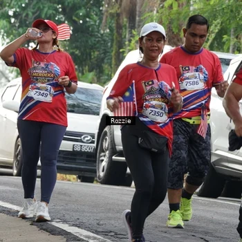 Runner Photo 6020624