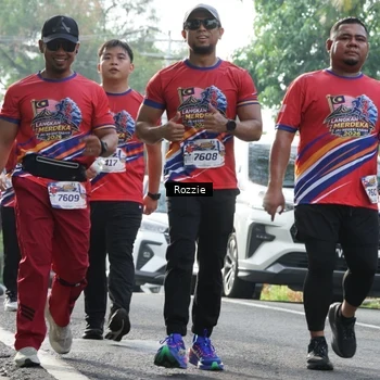 Runner Photo 6020636