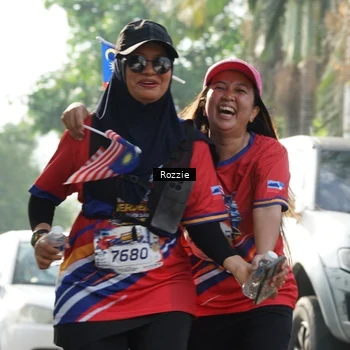 Runner Photo 6020654