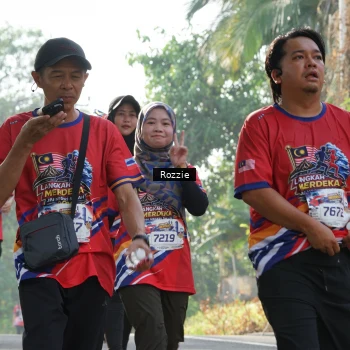 Runner Photo 6020656