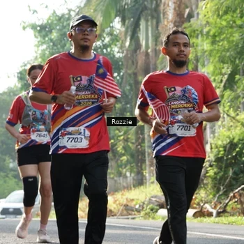 Runner Photo 6020658