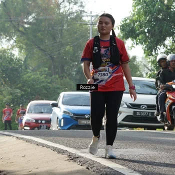 Runner Photo 6020668