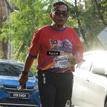 Runner Photo 6020669