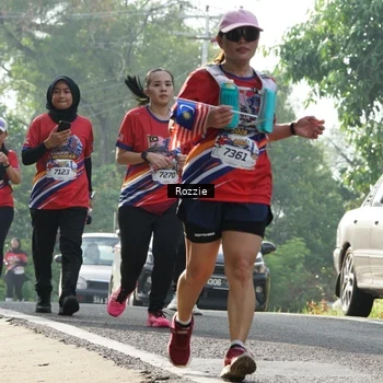 Runner Photo 6020670