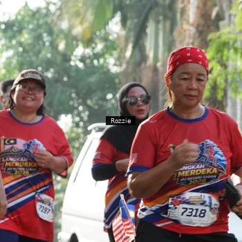 Runner Photo 6020680