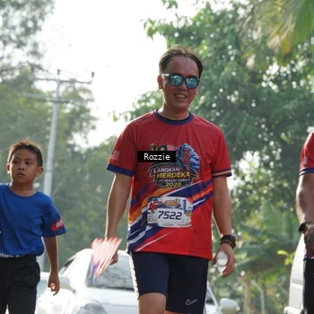 Runner Photo 6020683