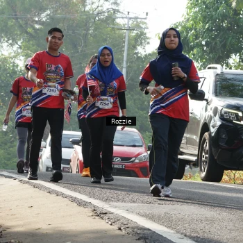Runner Photo 6020684