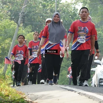 Runner Photo 6020693