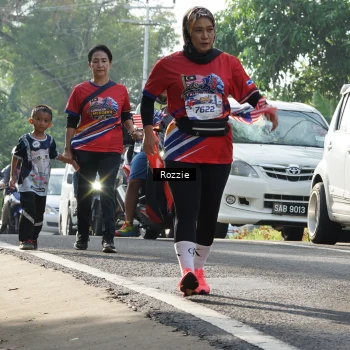 Runner Photo 6020700