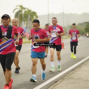 Runner Photo 6020731