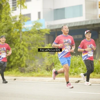 Runner Photo 6020742