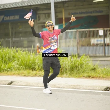 Runner Photo 6020773
