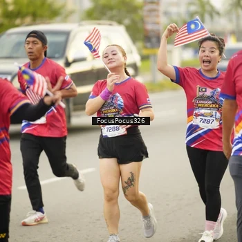 Runner Photo 6020797