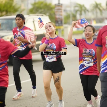 Runner Photo 6020798