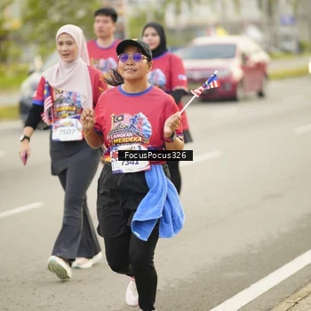 Runner Photo 6020809