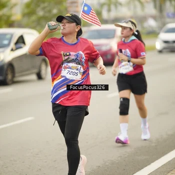 Runner Photo 6020810