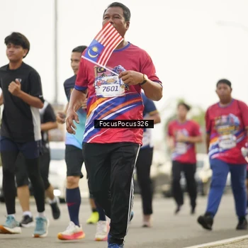 Runner Photo 6020836