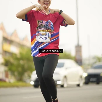Runner Photo 6020845