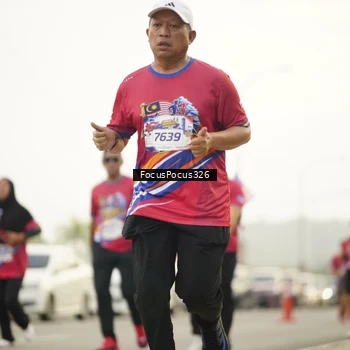 Runner Photo 6020876