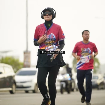 Runner Photo 6020893